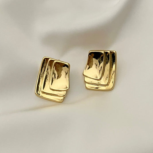 Metallic Plate Studs - 18k Gold Plated