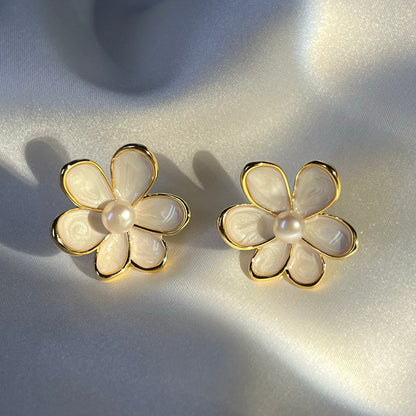 Pearl Hearted Flower Studs (White) - 18k Gold Plated