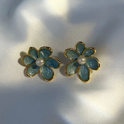 Pearl Hearted Flower Studs (Blue)- 18k Gold Plated