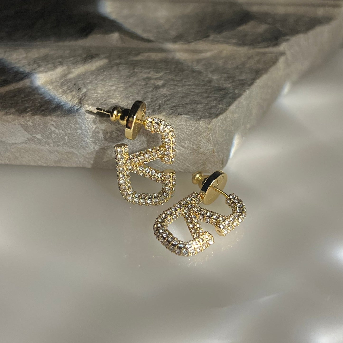 Victoria Diamond Studded Earrings - 18k Gold Plated