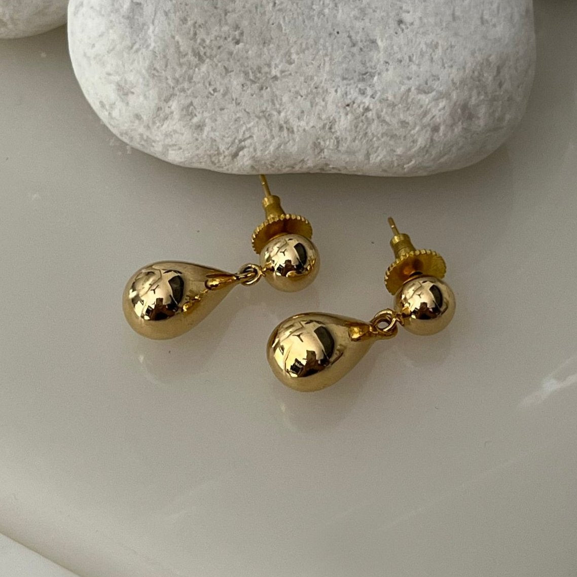 Teardrop earrings - 18k Gold Plated