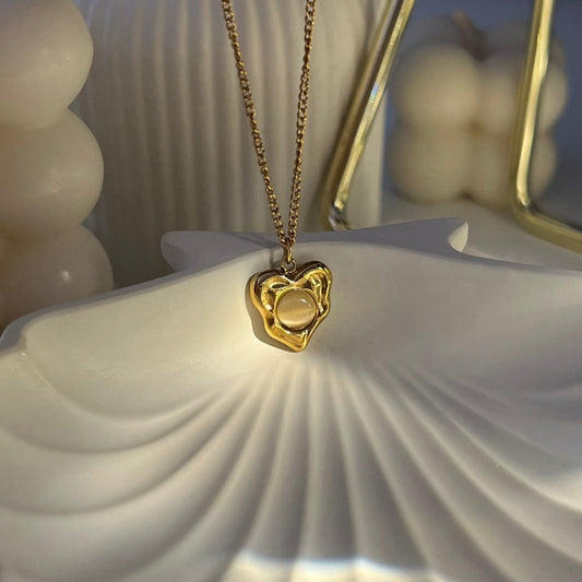 Melting Heart Necklace - 18k Gold Plated