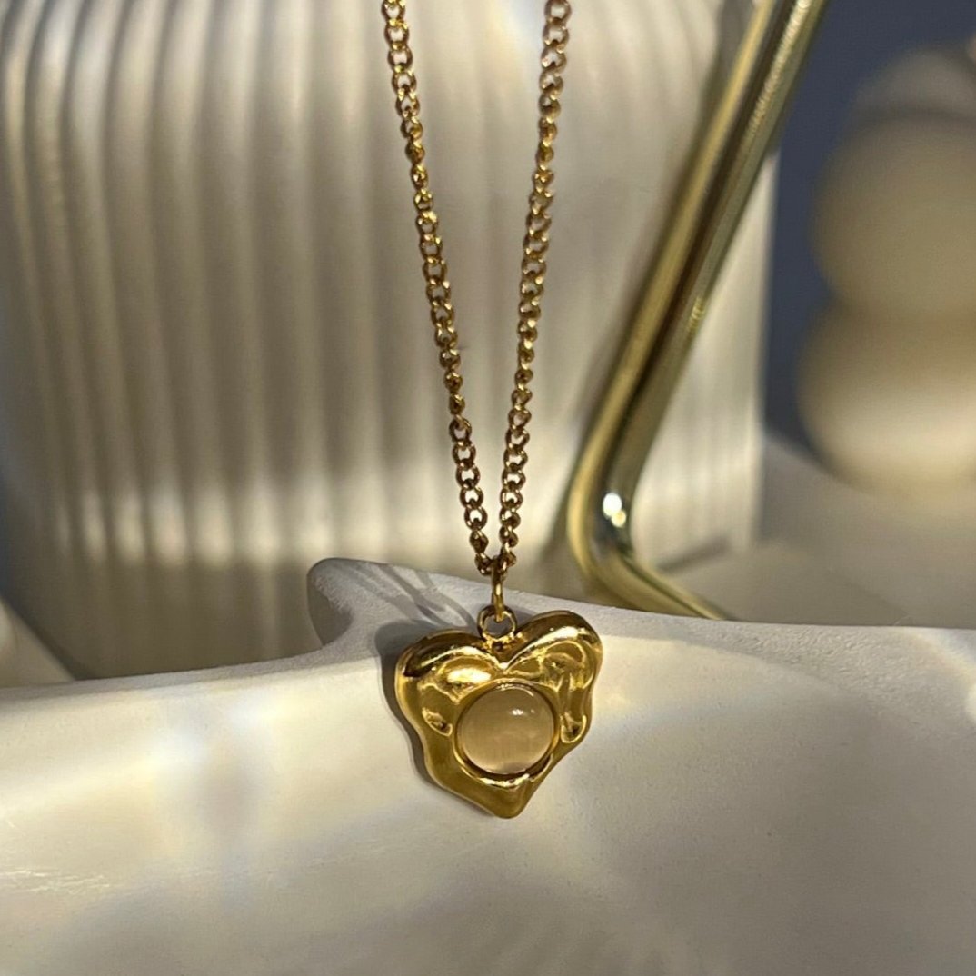 Melting Heart Necklace - 18k Gold Plated