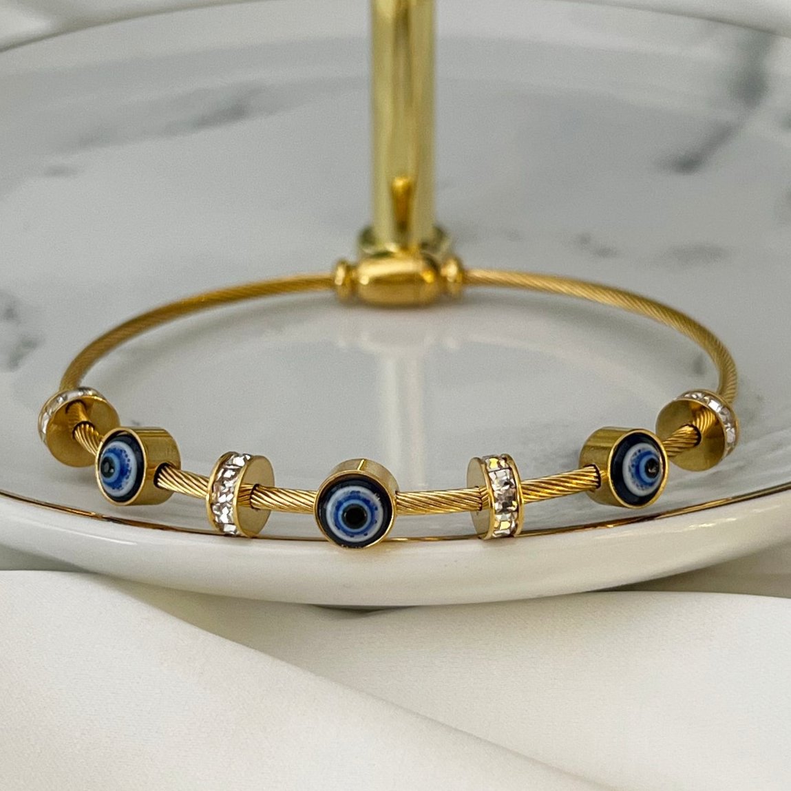 Magnetic Evil Eye Bangle - 18k Gold Plated