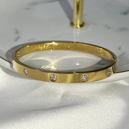 Crystal Love Bangle - 18k Gold Plated