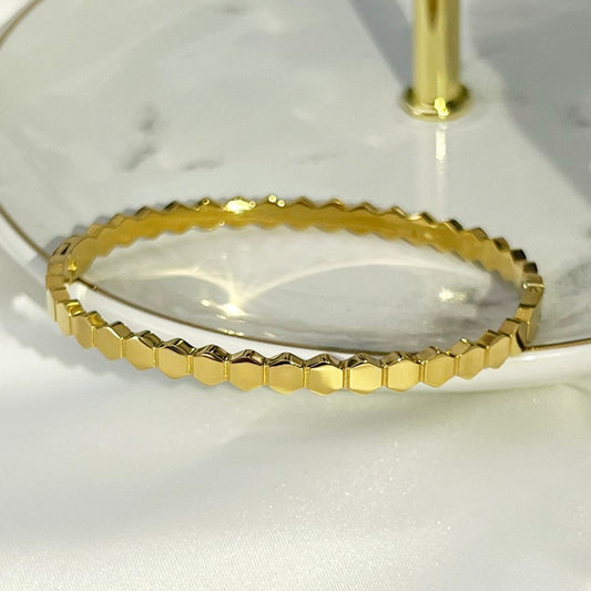 Honeycomb Bangle - 18k Gold Plated