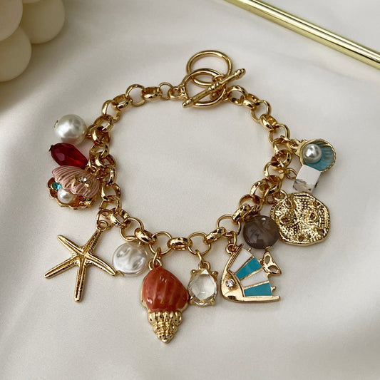 Seaside Shell Charm Bracelet - 18k Gold Plated