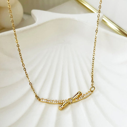 Crescent Arc Necklace - 18k Gold Plated