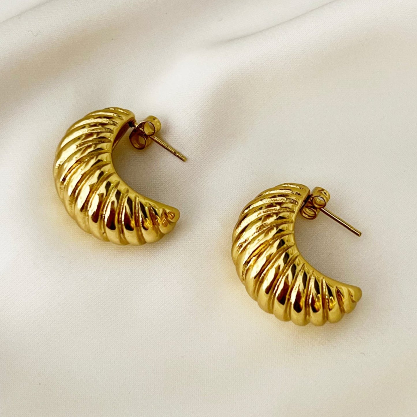 Snail Gold Hoops - 18k Gold Plated (Free Gift)