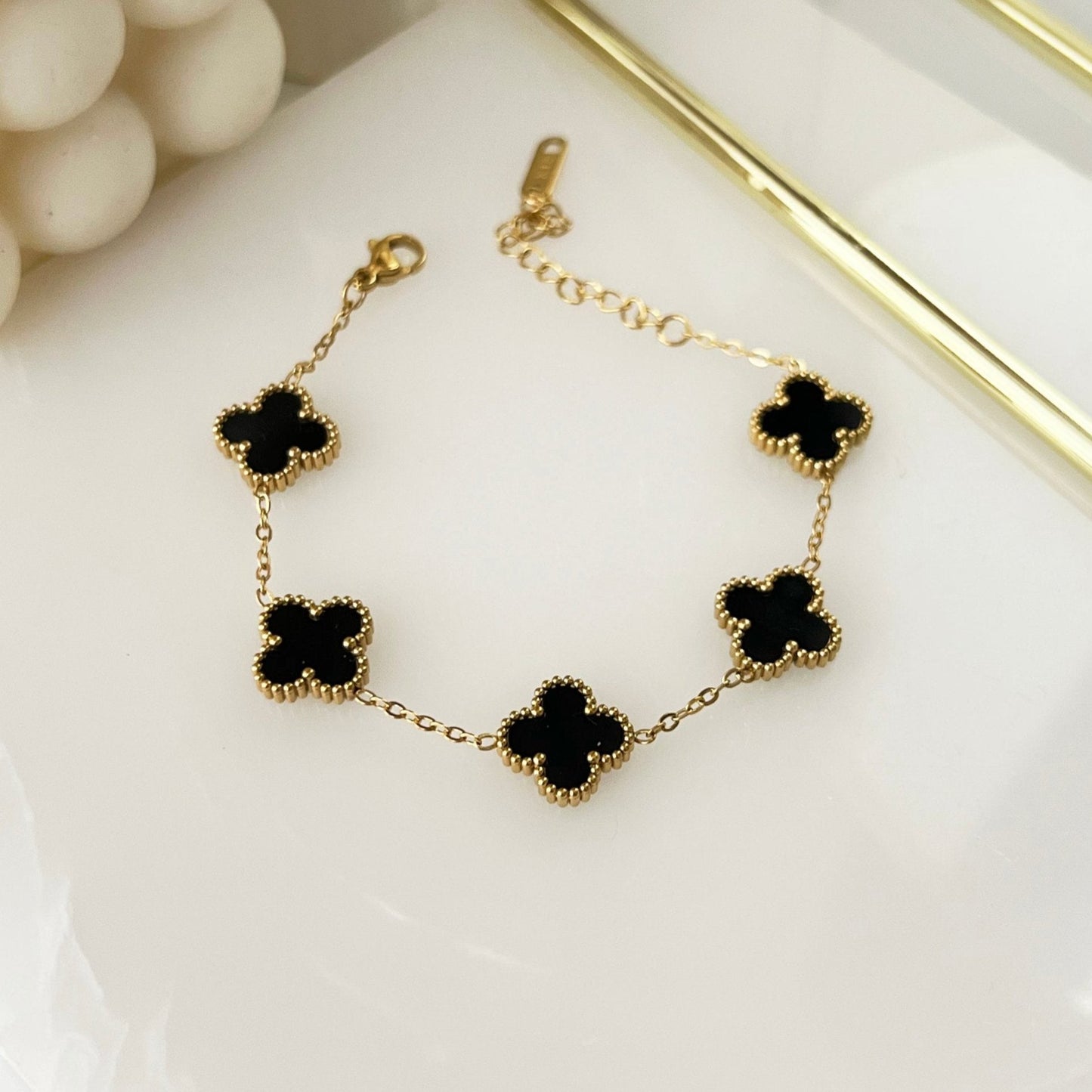 Ebony Clover Bracelet - 18k Gold Plated