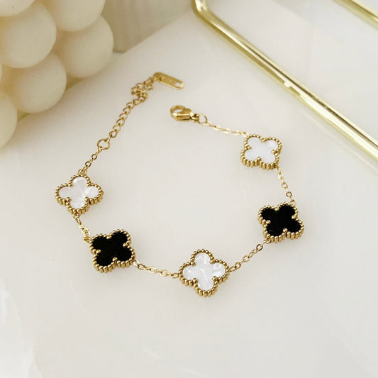 Ebony and ivory clover bracelet - 18k Gold Plated