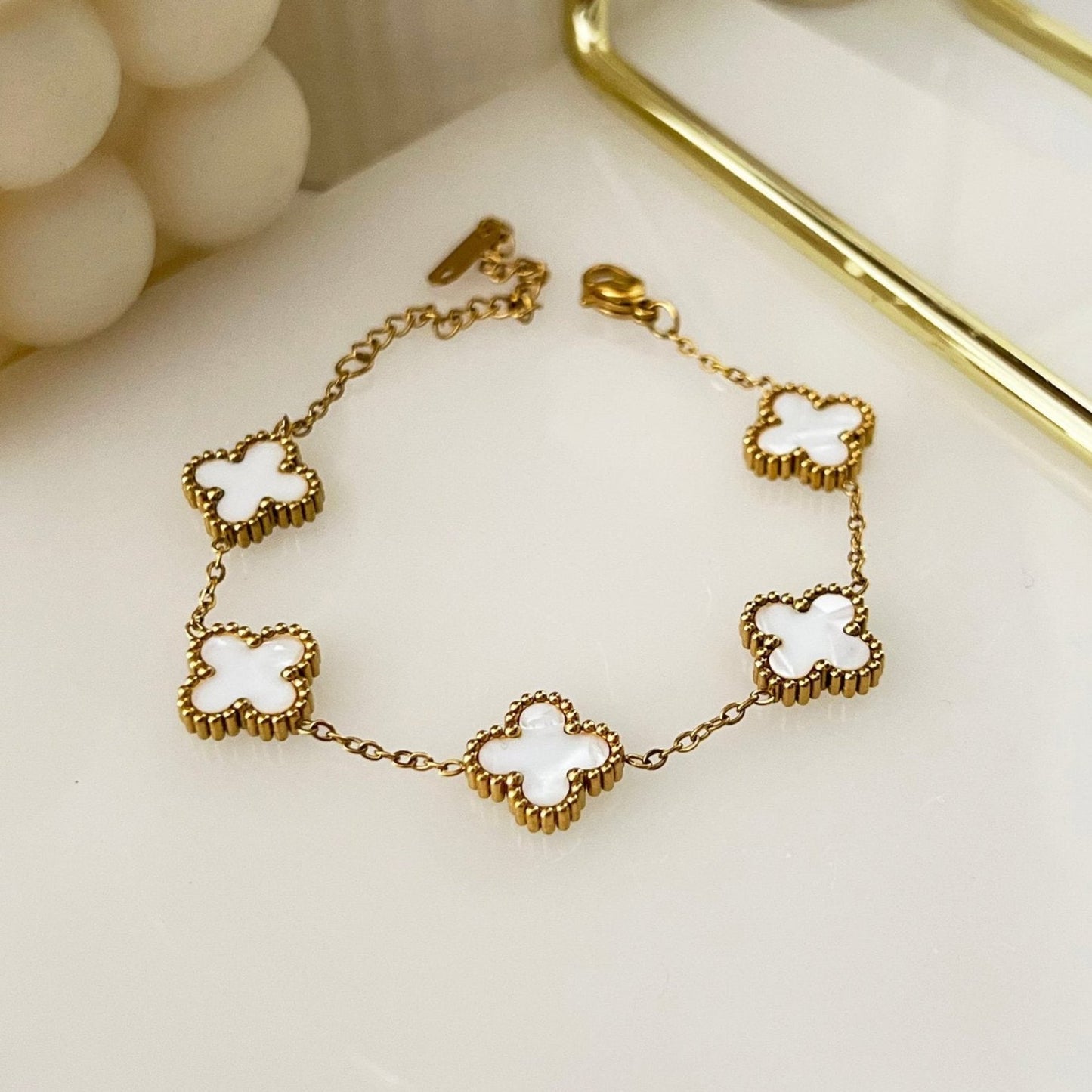 Ivory clover bracelet - 18k Gold Plated